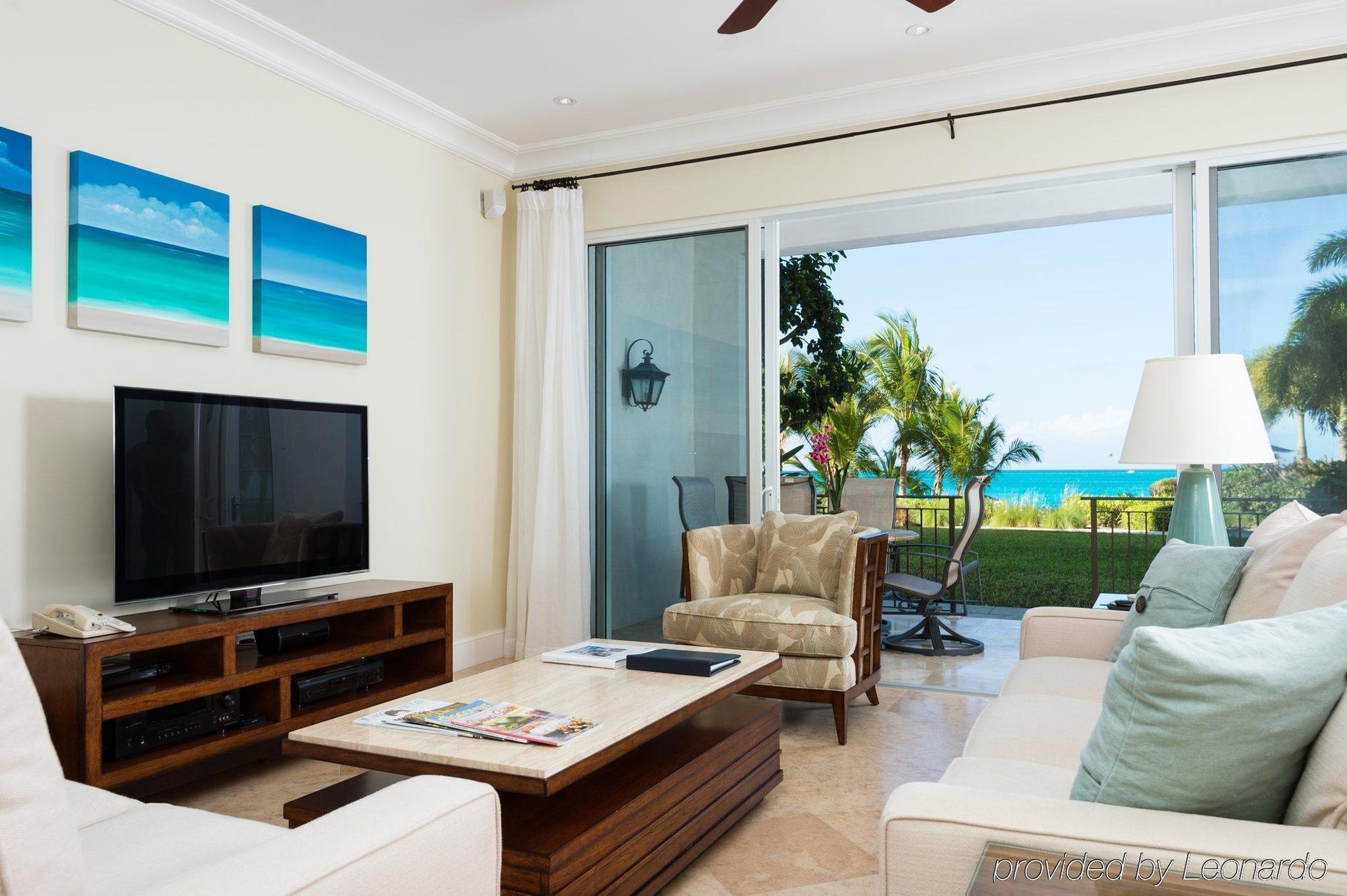 The Regent Grand Hotel Grace Bay Exterior photo