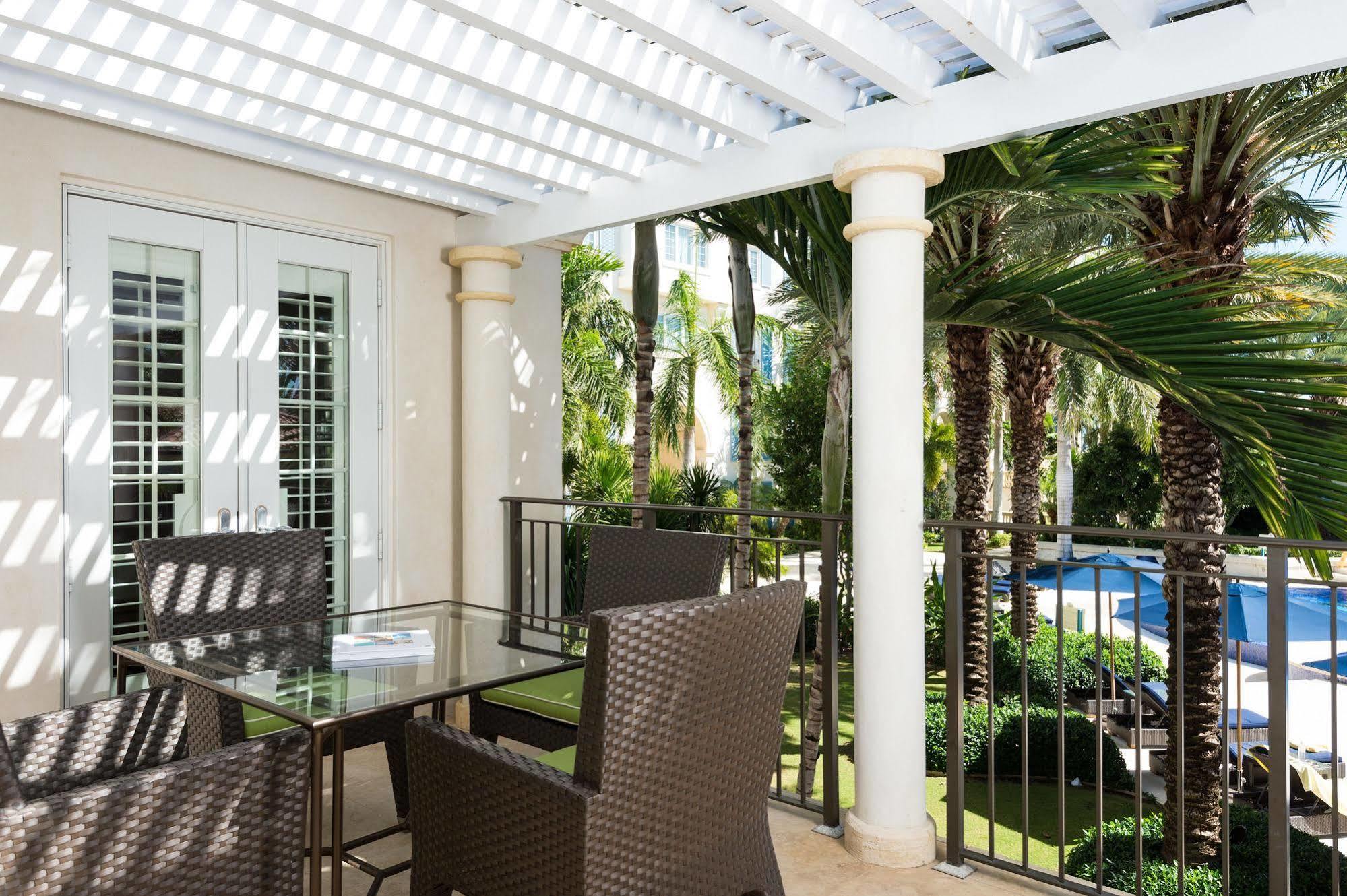 The Regent Grand Hotel Grace Bay Exterior photo